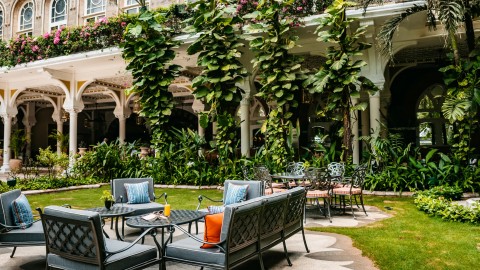 Patio del hotel Taj Mahal hotel en Bombay